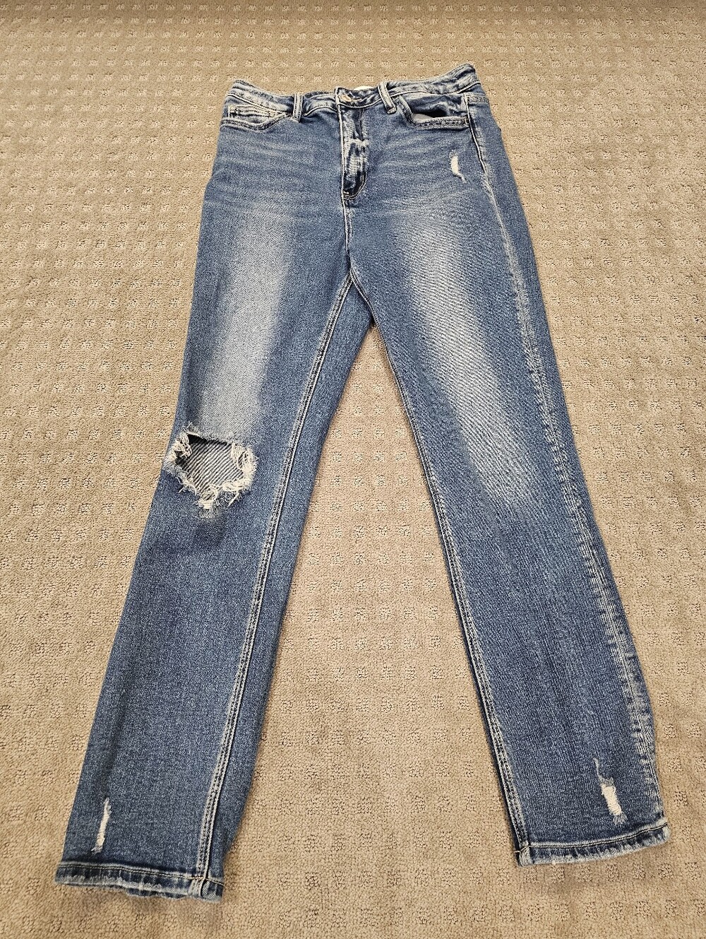 Vervet Distressed Jeans, Size 29